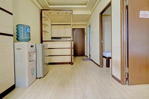 OYO Life 92984 The Suites Metro Apartement By Echie Property