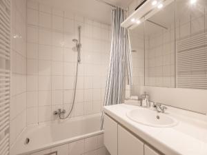 Apartment in Knokke-Heist with Sea Views