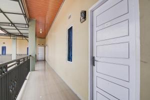 OYO 93087 Wisma Apel Syariah