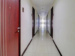 OYO Life 92735 Apartemen Tamansari Panoramic By Santuy