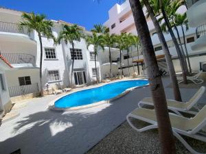 Bavareto pool beach los Corales RD