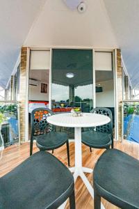 Lujoso Apartamento en Zona de Comercio