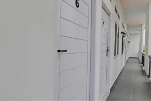 OYO 93126 Nrc White House - Duri