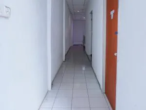 OYO 93130 Baloi Homestay - Sagulung