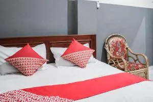 OYO 93117 Penginapan Tiga Dara - Pim