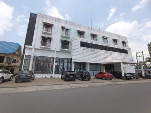 Hotel O Wisma Hamalau SyariahNearPulau Bromo Pedestrian Bridge