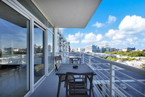 Exclusive unit in Miami Sunshine