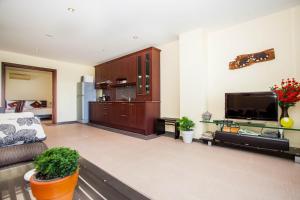 Villa Santa Barbara Right On the Beachfront