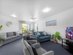 2-Bed with Pool, Near Torquay Beach, Hervey Bay