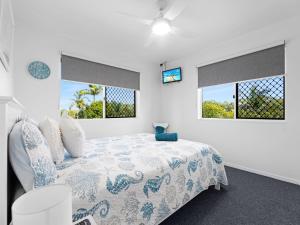 2-Bed with Pool, Near Torquay Beach, Hervey Bay