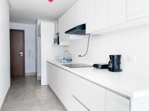 Suites empresariales cerca de Omni Hospital, Solaris , Mall del Sol, Guayaquil