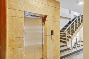 Townhouse Golden Frame
