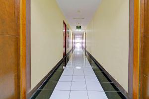 OYO Life 93103 Apartement Gateway Cicadas By Fikri Room
