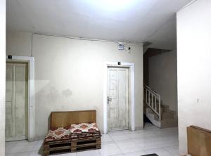 OYO 93412 Kost Irma Syariah Near UPTD SMP Negeri 8 Parepare