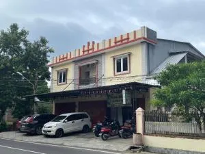 OYO 93412 Kost Irma Syariah Near UPTD SMP Negeri 8 Parepare - Watansopeng
