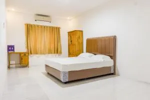 OYO 93388 Enjoy Homestay & Cafe - Sungguminasa