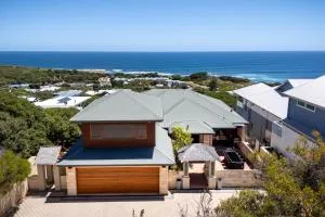 Ocean Views I Private Properties - Yallingup