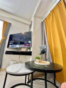 3-Bedroom Condo with Free Pool Access near Abreeza Mall