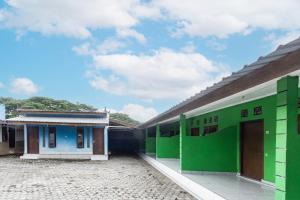 Hotel O Penginapan Mekar Sari Near PT. Lombok Menara Energygas