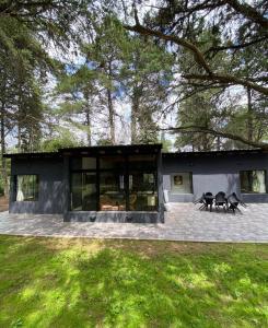 La Casa De Los Pinos