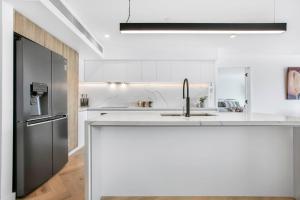 Luxury Penthouse with Terrace & Breathtaking Views