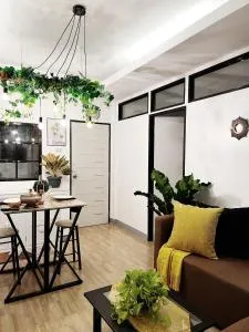 Tinanom by Kutys Inn - Daet