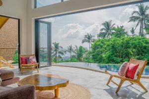 Phra Chan Villa 2BR - Infinity Pool & Sea View