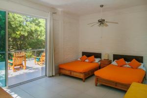 Casa Soñada a la Orilla del Rio