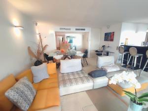 Superbe apartement vue panoramique sur la mer