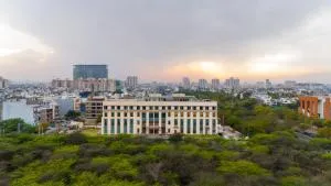 Eternal Oasis by Alaya Stays, Golf Course Road - Gurgaon