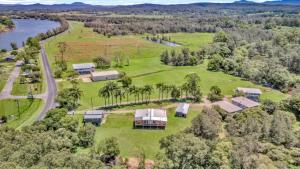 Galahs By The River Collection - Sleeps 31 Guests