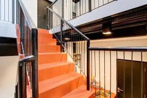 Super OYO 93514 Rubina Syariah Hotel - Sampang