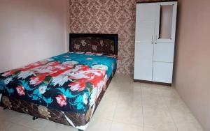 OYO Life 93525 Griya Wafira Trenggalek Syariah