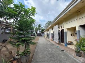 OYO Life 93525 Griya Wafira Trenggalek Syariah