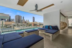 Breathtaking City & River Views with Pool, Gym, Park