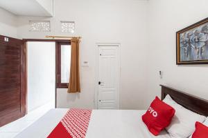 OYO 93482 Penginapan Tenang Lovina