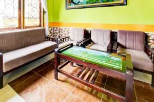 OYO Life 93260 Bale Kosan - 丹戎