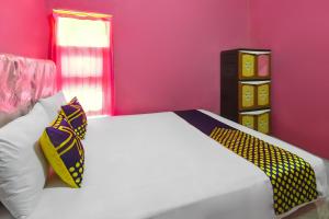 OYO Life 93405 Montong Are Residence