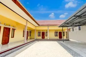 OYO Life 93255 Kosan Teratai Jaya - 丹戎