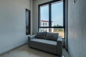 OYO Life 93289 Jelita Residence 2