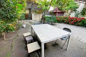 OYO Life 93257 Kos Anugerah - 马塔兰