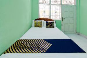 OYO Life 93265 Kos Cendana Seruni Raya