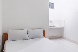 OYO Life 93504 Kost Krisna