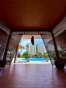 Modern Cozy Studio with Balcony