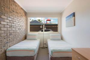 Lakeside Apartments 6