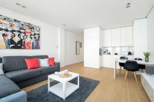 Bright Studio Wodna Near Old Town Poznań by Noclegi Renters