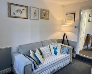 Duck Cottage beautiful views countryside village