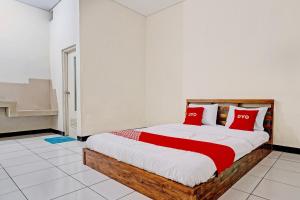 OYO LIFE 93634 Penginapan Dpalinggihan Syariah