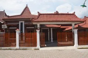 Capital O 93719 Homestay Omah Bidadari - Bugisan