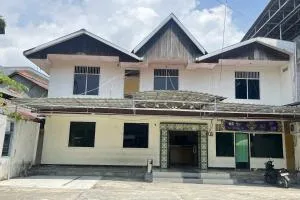 OYO 93752 Aglo Homestay NearYani Heahlerr - Rantau
